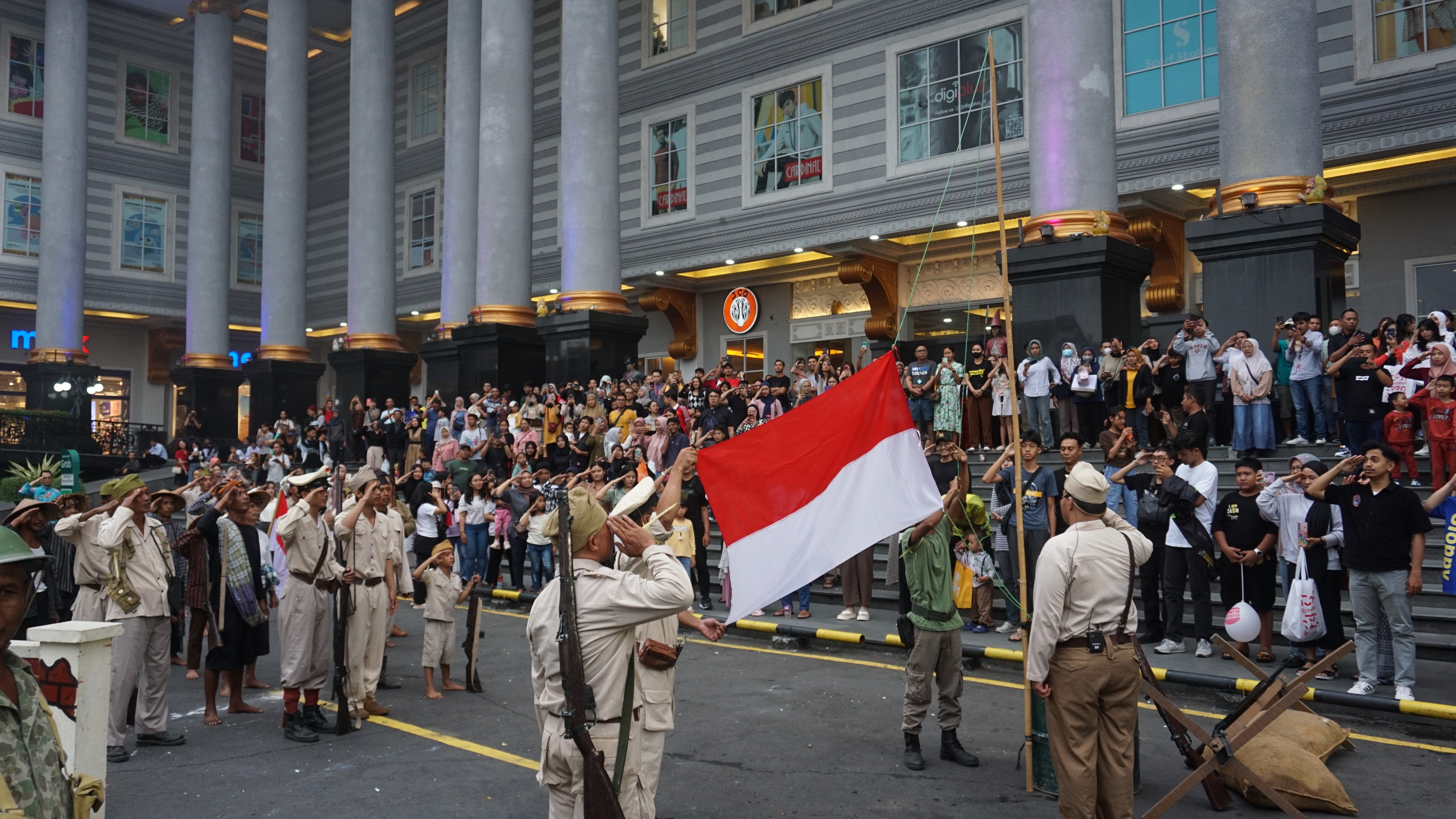 EVENT NOVEMBER 2024 : SEMARAK HARI PAHLAWAN DI JCM, ADA SUGUHAN THEATRICAL KEPAHLAWANAN YOGYAKARTA OLEH KOMUNITAS DJOGJAKARTA 1945