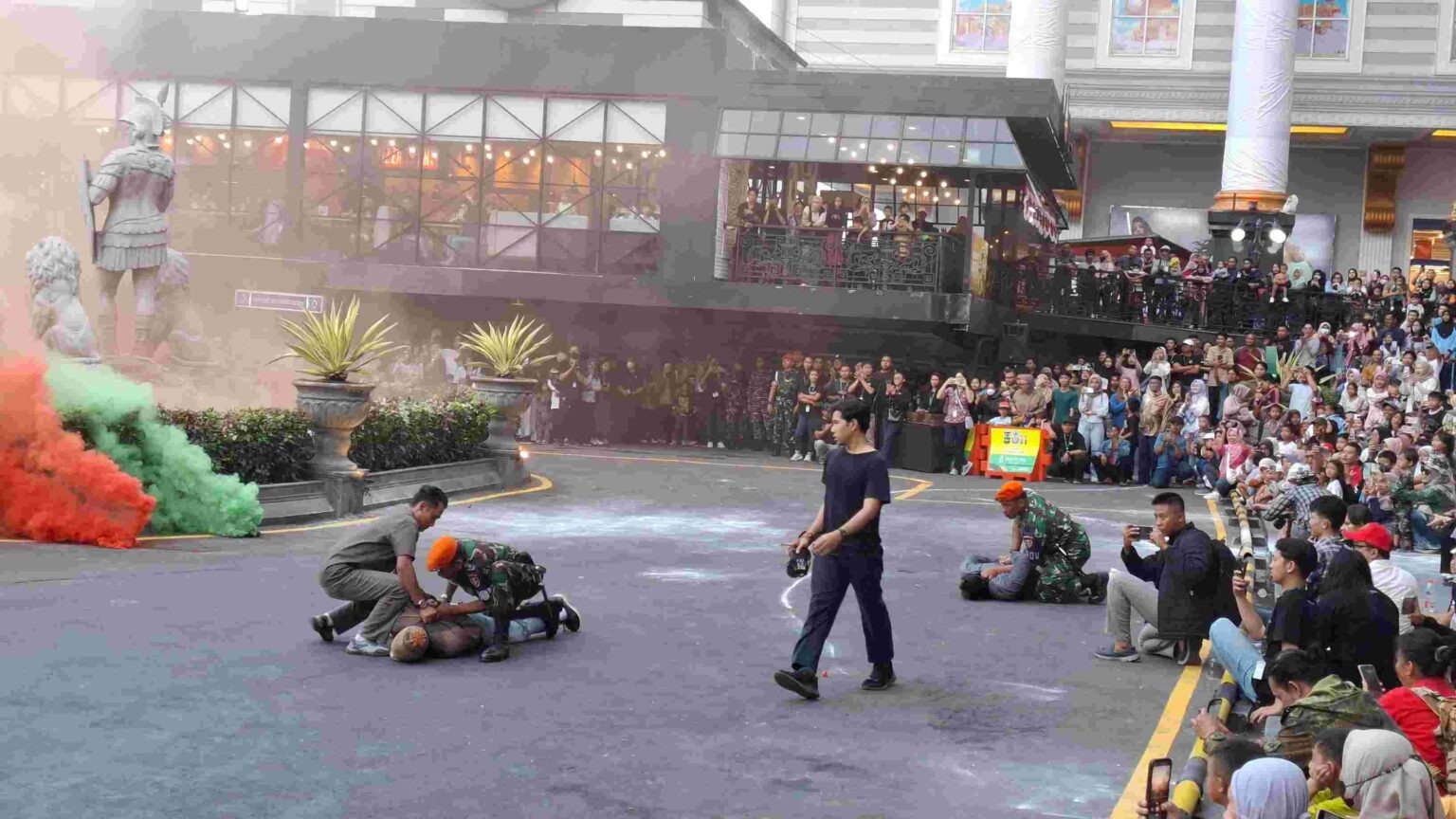 EVENT AGUSTUS 2024 : DIGELAR TIGA HARI, PENGUNJUNG ANTUSIAS DALAM INDEPENDENCE DAY MILITARY EXPO 2024