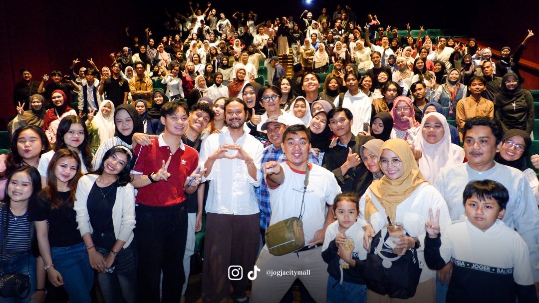 KESERUAN CINEMA VISIT FILM “JANGAN BUANG IBU” DI JOGJA CITY MALL